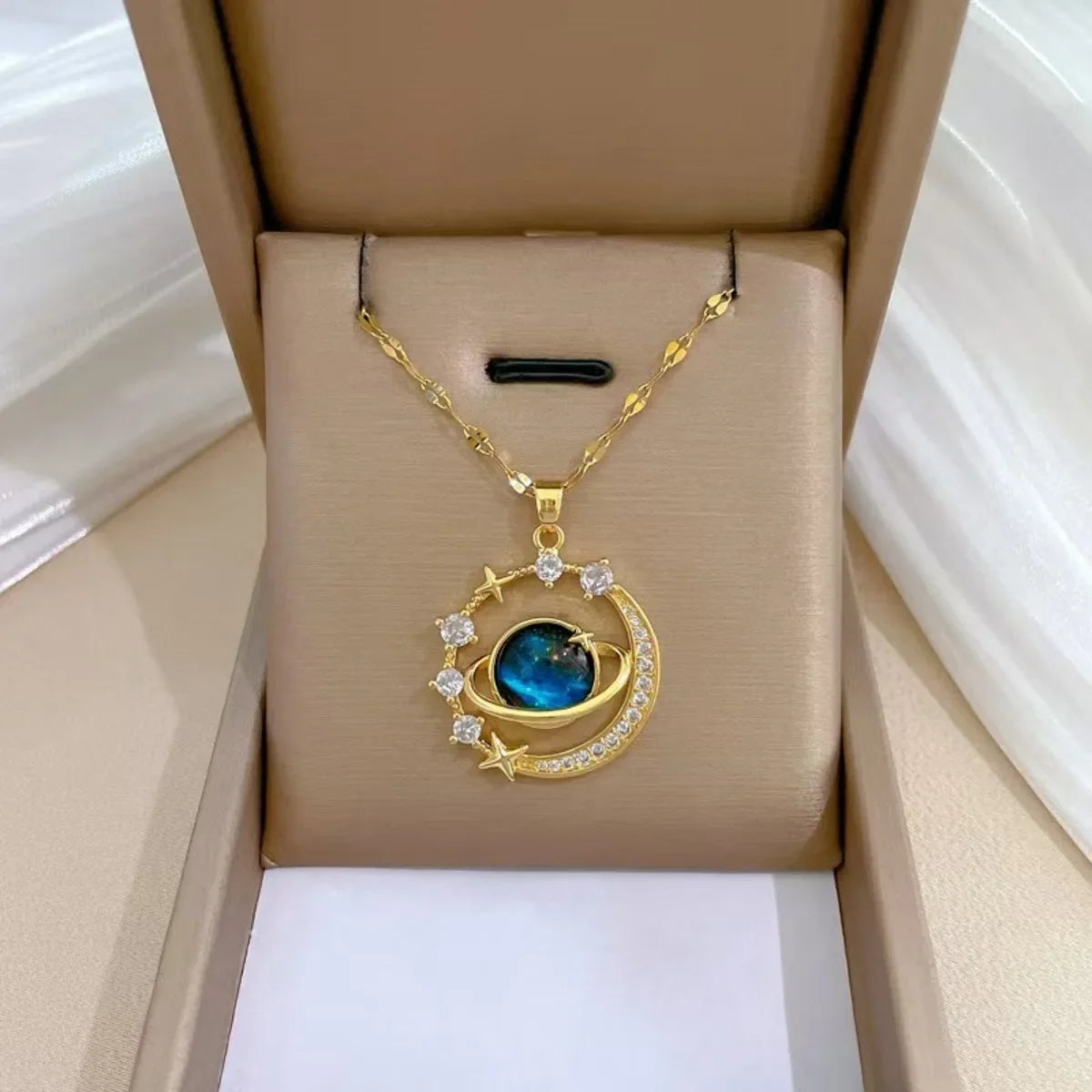 Agathe Necklace