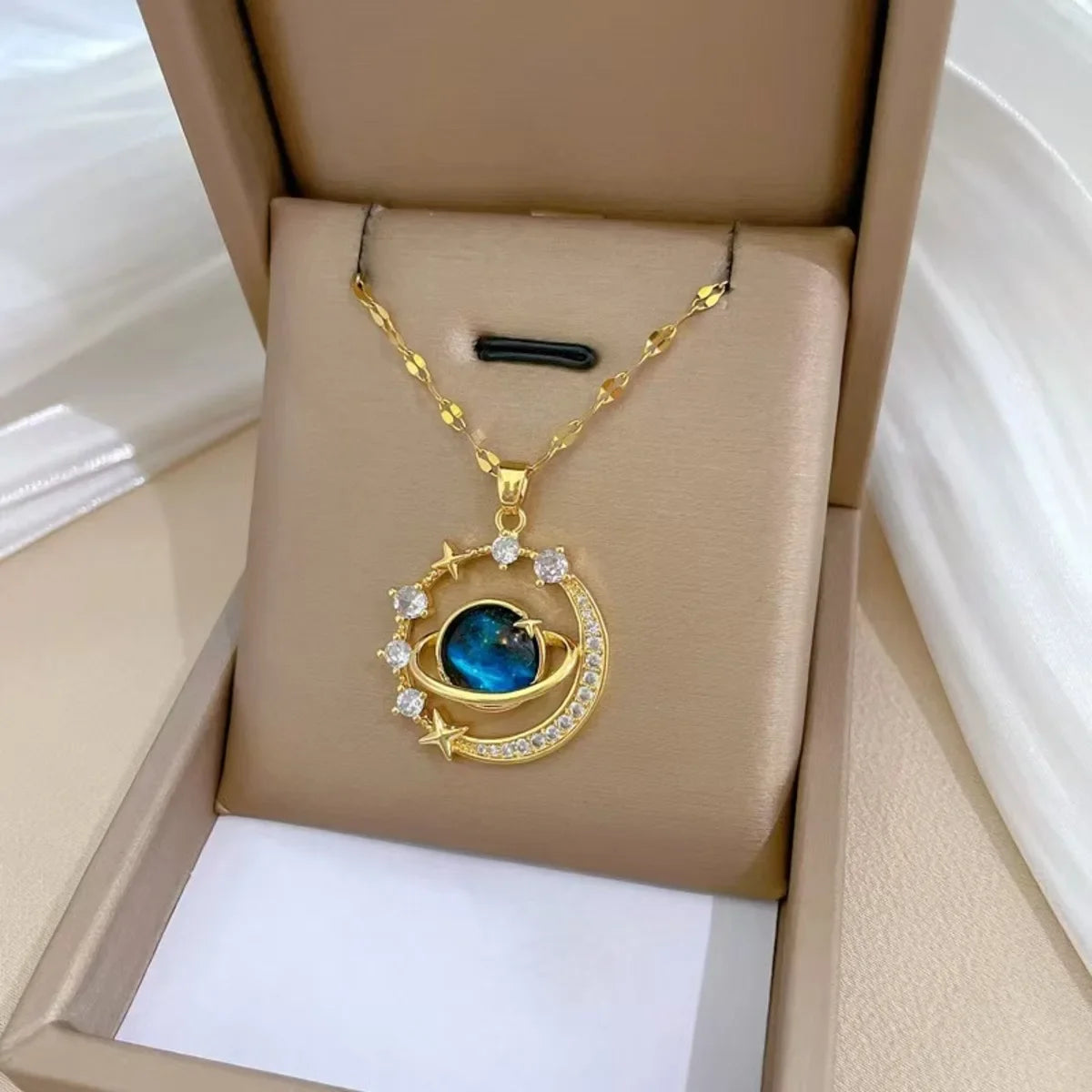 Agathe Necklace